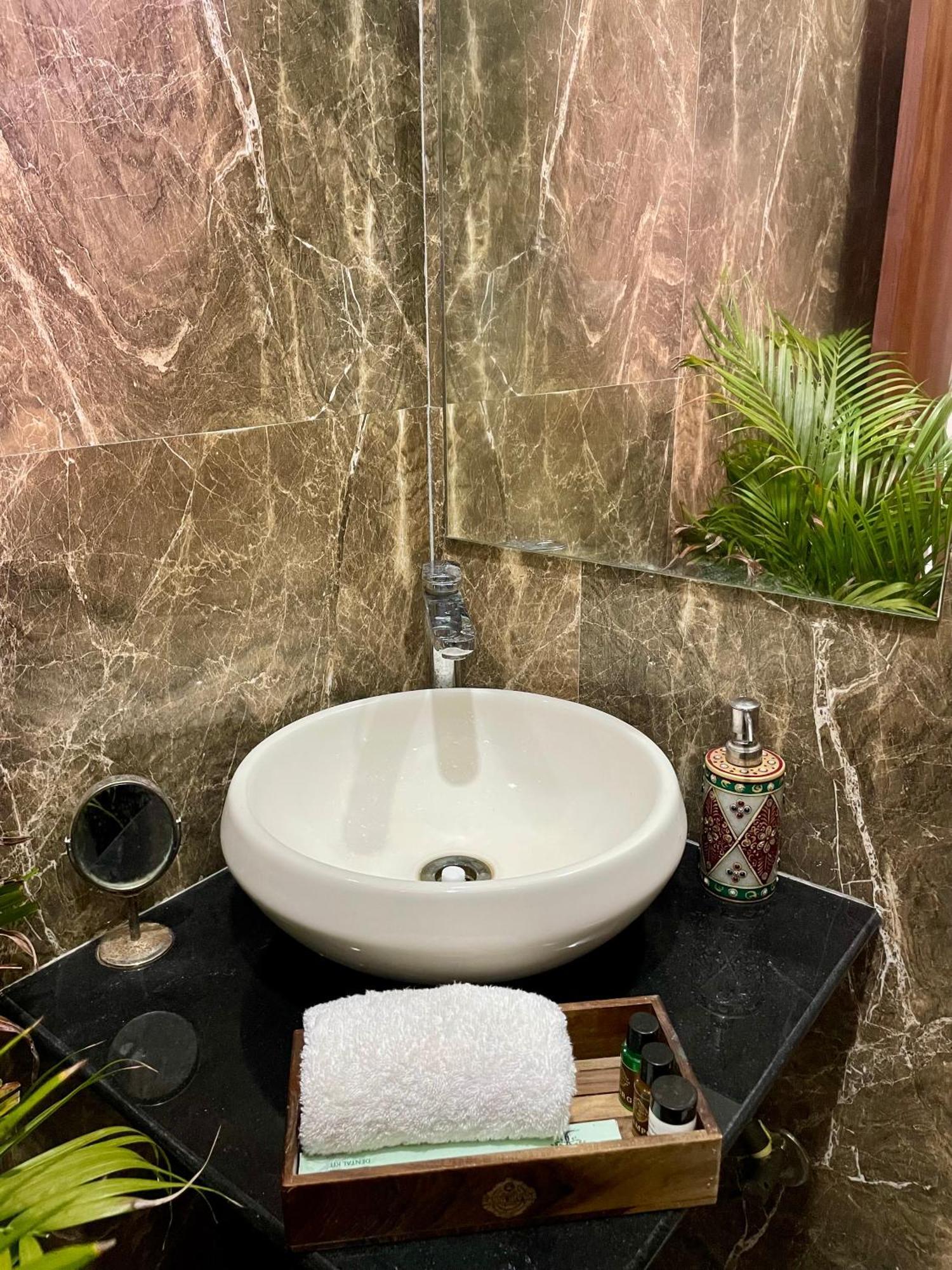 Karni Nivvas - Luxury Redefined Villa Udaipur Dış mekan fotoğraf