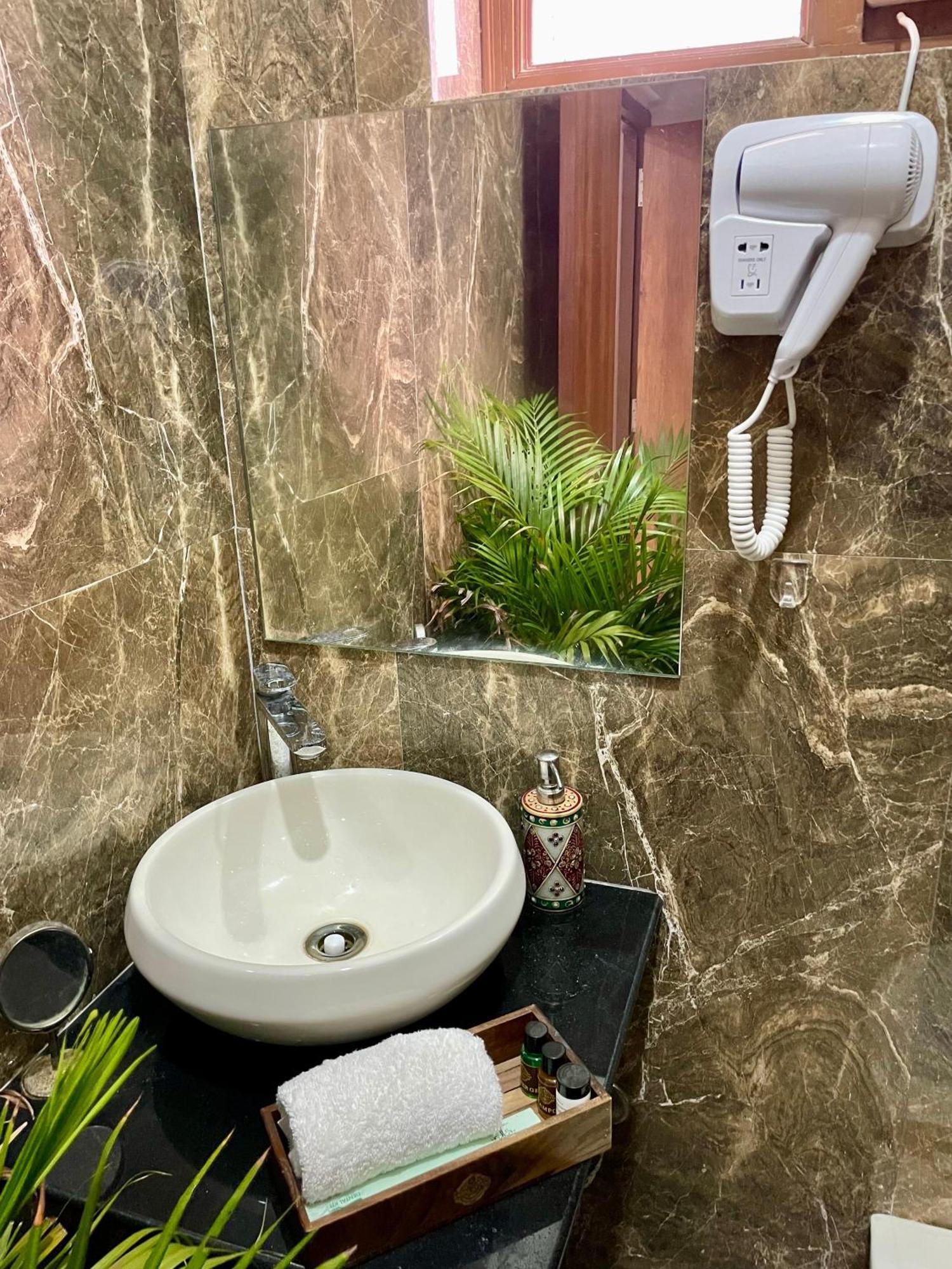 Karni Nivvas - Luxury Redefined Villa Udaipur Dış mekan fotoğraf